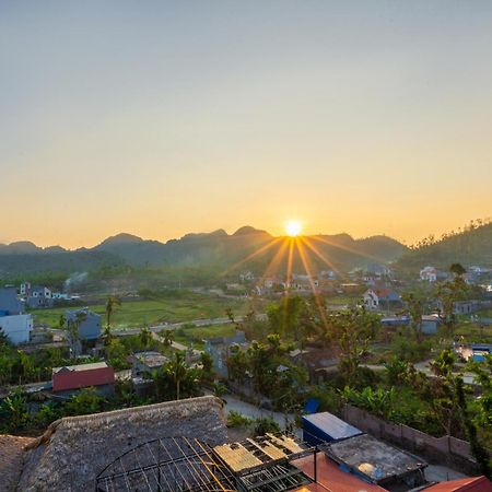 Rocky Mountain Homestay Cat Ba Xuan Dam Exterior foto
